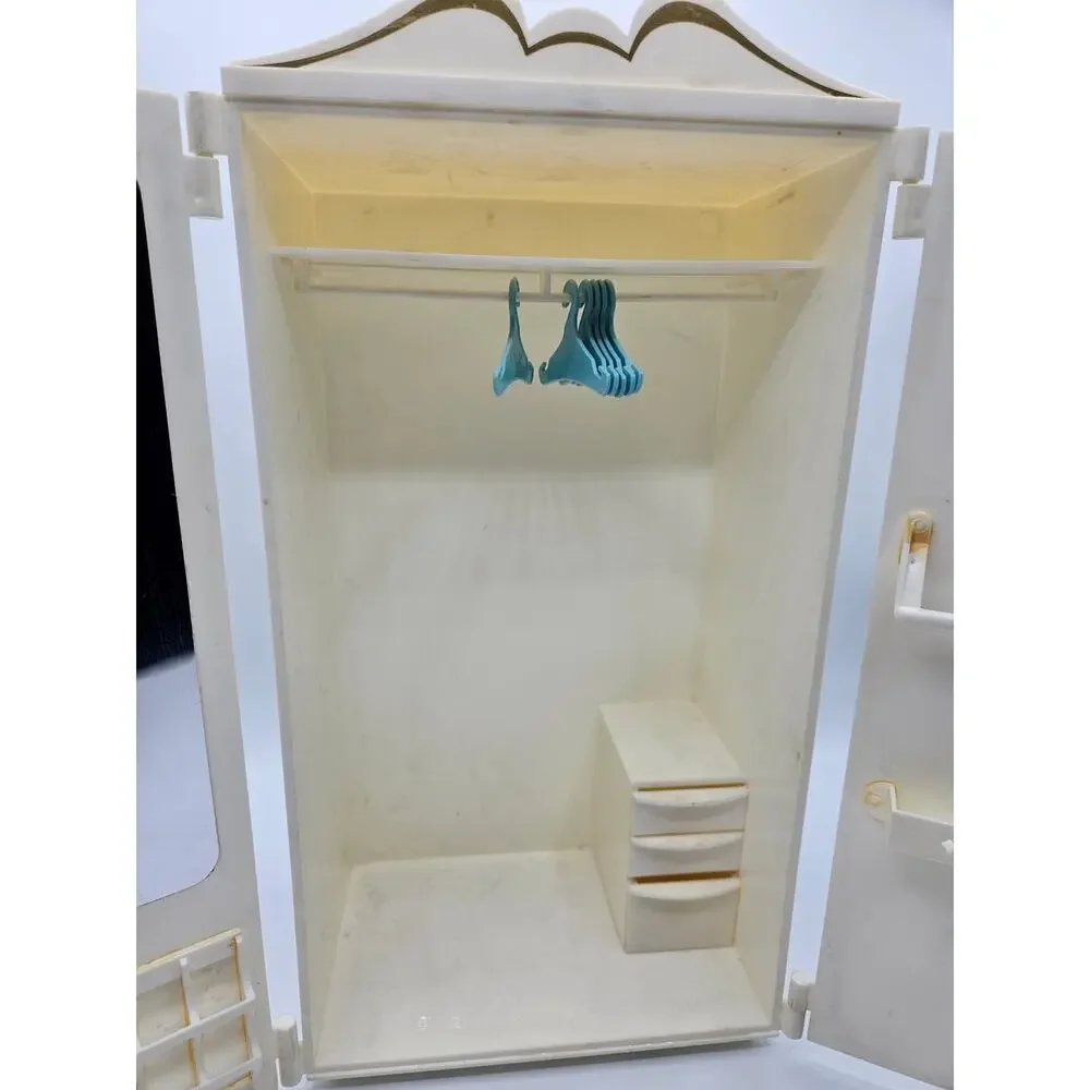 Marx Sindy 1970s Wardrobe Cream Gold‎ Trim Drawers Hangers Mirror